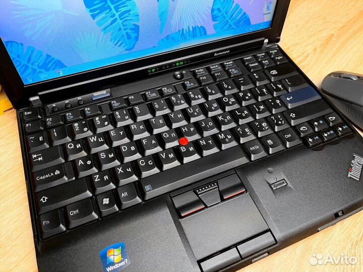 Бюджетный компактный ноутбук для поездок