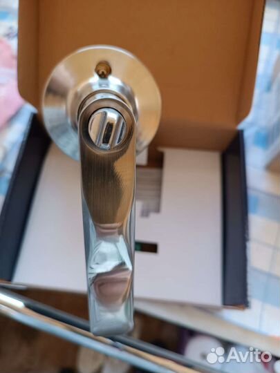 Дверные ручки