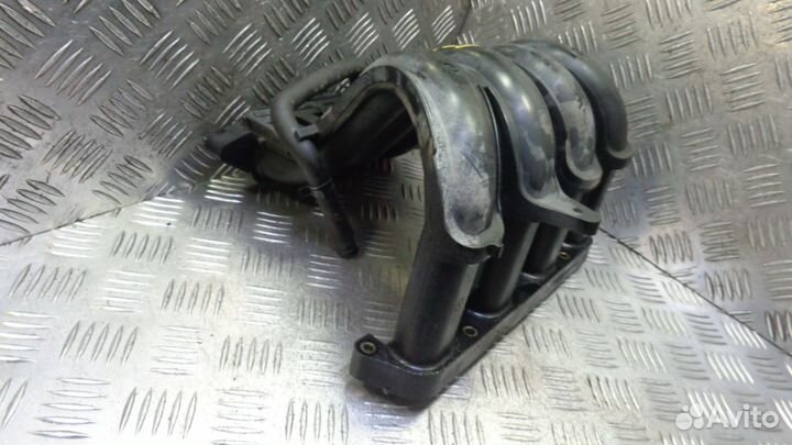 Коллектор впускной Nissan Note E11 2006