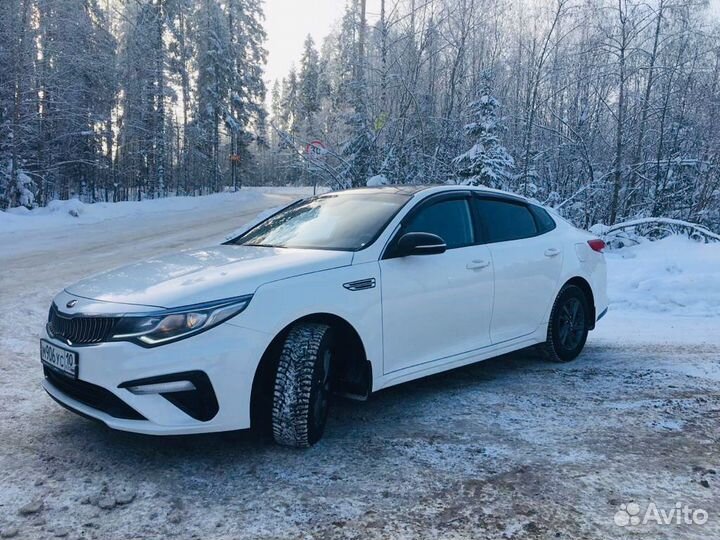 Kia Optima без водителя