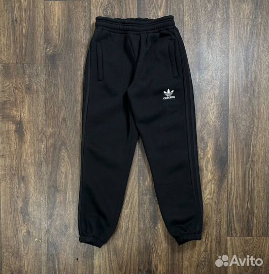 Штаны adidas
