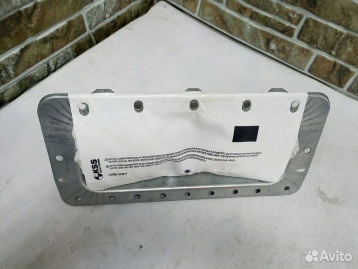 Подушка безопасности пассажирская (в торпедо) BMW