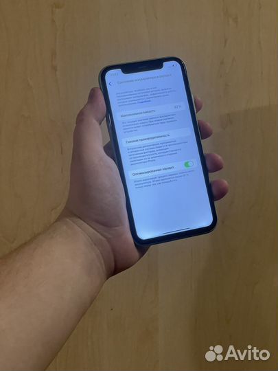 iPhone 11, 64 ГБ