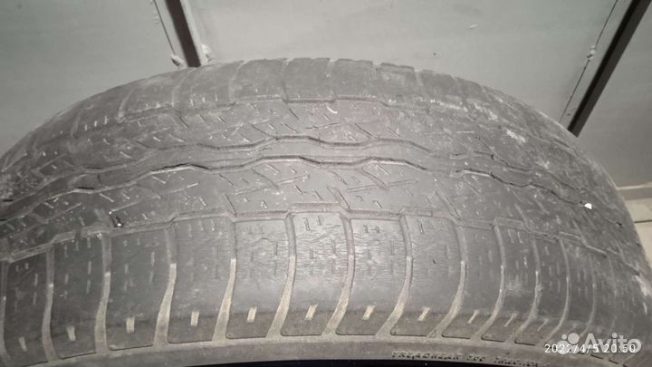 Bridgestone Dueler H/T D687 225/65 R17