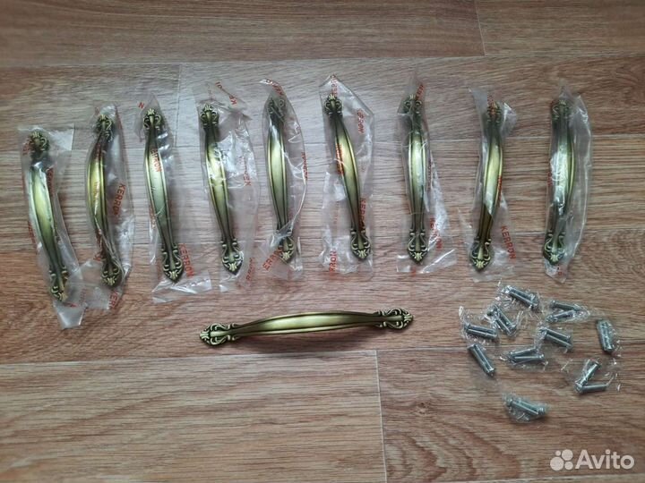 Мебельные ручки