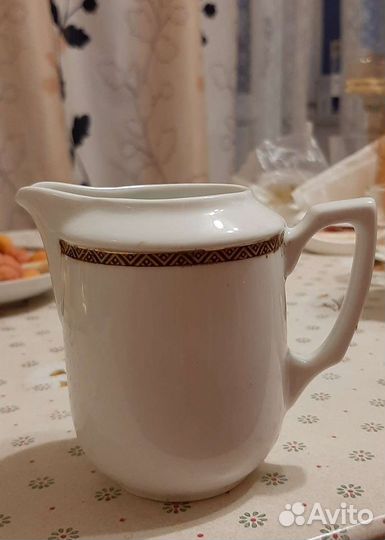 Сливочник фарфор