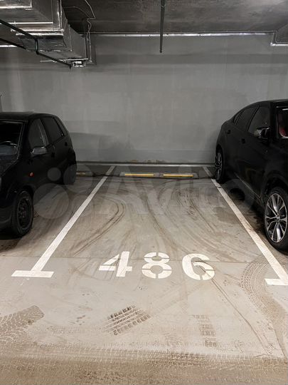 Машиноместо, 14 м²