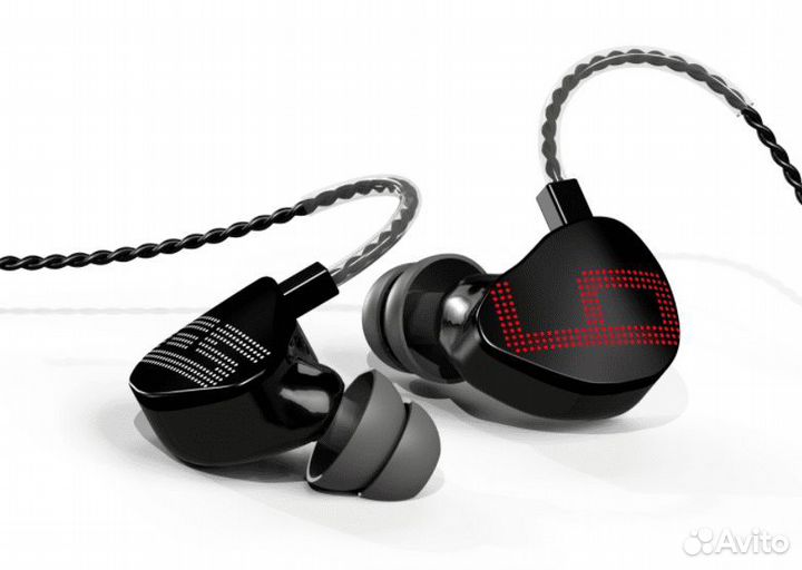 Earsonics S-EM9