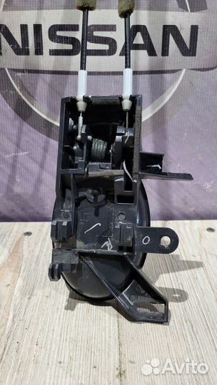 Ручка двери внутренняя салона Nissan micra K12 Лев