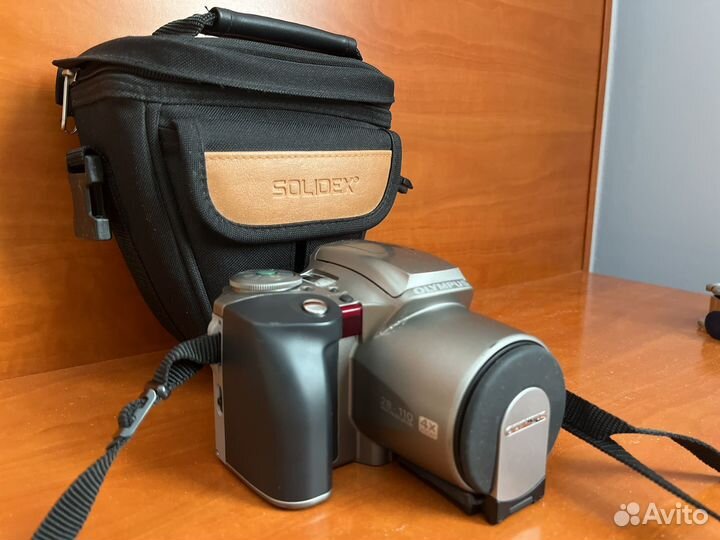 Olimpus фотоаппаратт IS-300