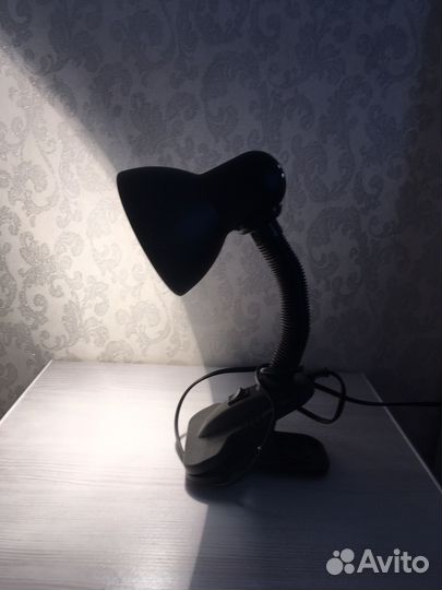 Светильник на прищепке черный