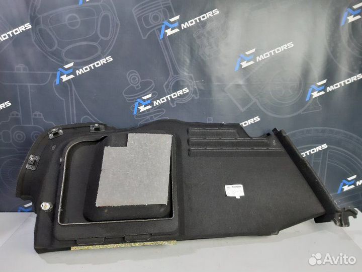 Обшивка багажника правая Audi A6 C6 AUK 2005