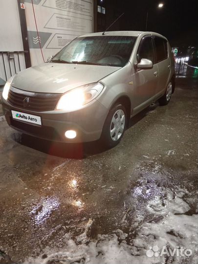 Renault Sandero 1.6 МТ, 2011, 212 000 км