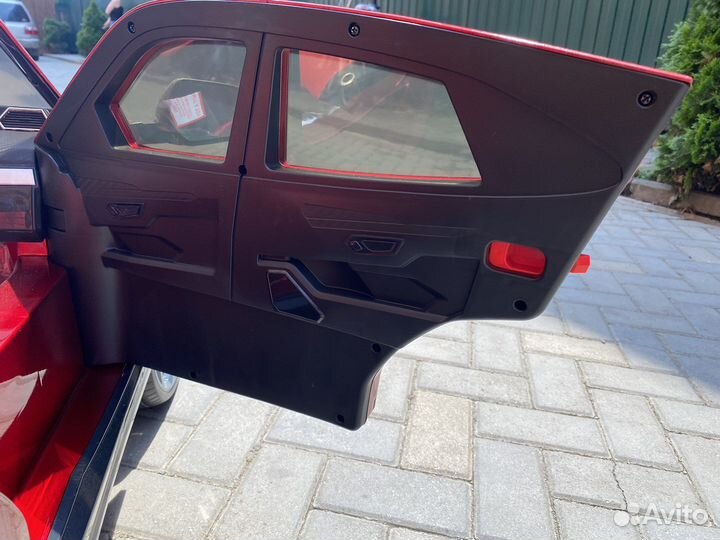 Детский электромобиль новый Lamborghini Urus