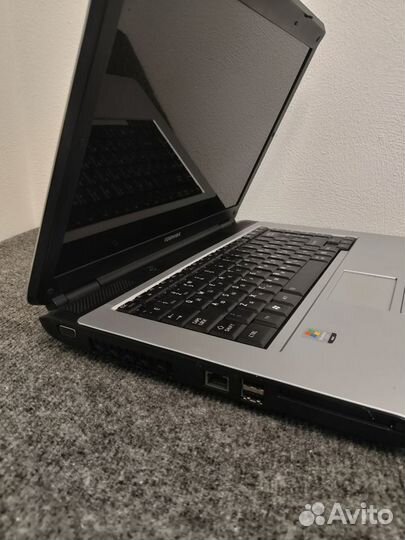 Ноутбук Toshiba Satellite L300-11Q