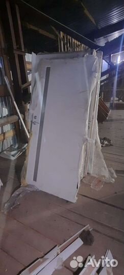 Межкомнатные двери б/у с коробкой