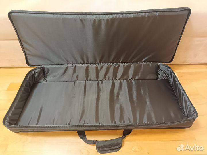 Чехол синтезатора 61 клав 92 х 32 см внутри новый