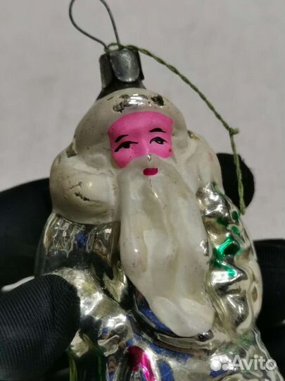 Ёлочная игрушка Дед Мороз с ёлкой (Ч)