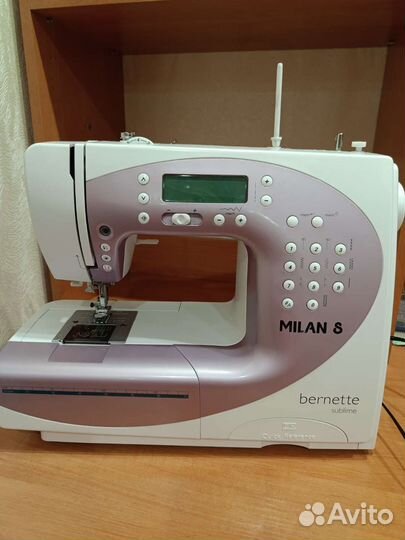Швейная машина Bernina Bernette Milan 8