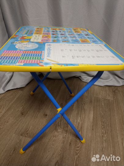 Детский столик Nika