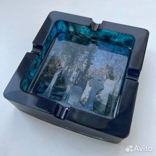 Пепельница Юра авангард, вышел покурить