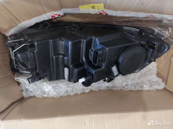 Фара vw polo 2014