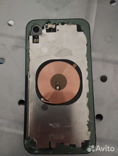 iPhone xr в корпусе 14