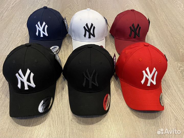 New york yankees кепка