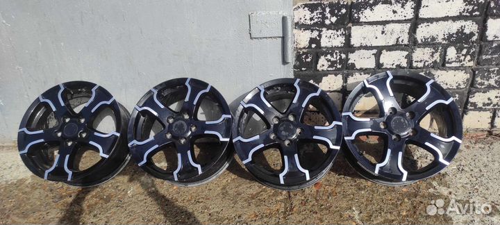 Автомобильные диски R 16 для Сузуки Гранд Витара