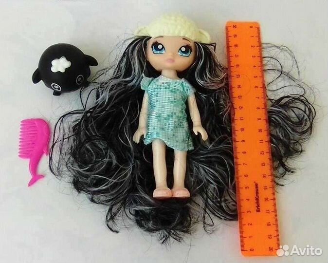 Малышка в костюме овечки,в платье и с овечкой