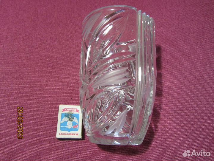 Хрустальные стопки,стаканы и ваза