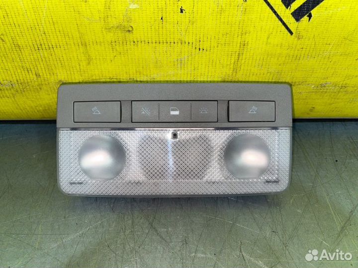 Плафон салона Opel Astra J хэтчбек 2009-2015