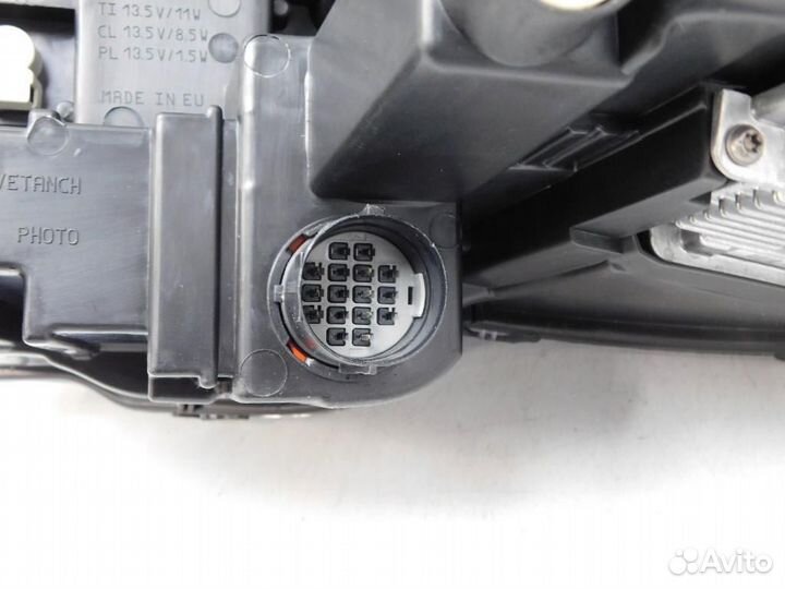 Фара правая Jaguar XJ