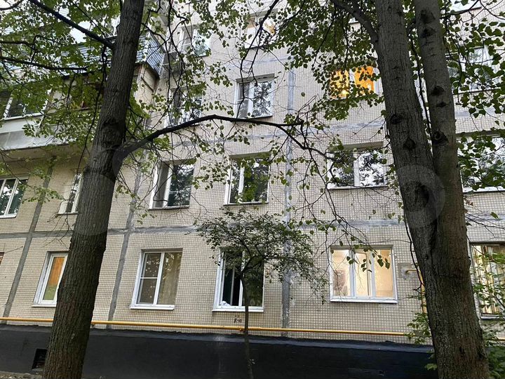 Комната 8,7 м² в 4-к., 1/9 эт.