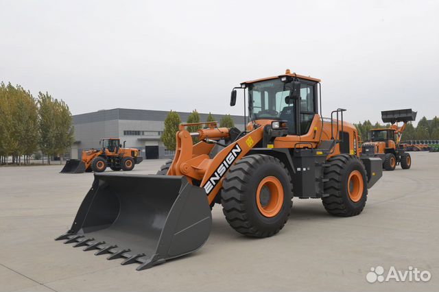 Фронтальный погрузчик Ensign YX655, 2023