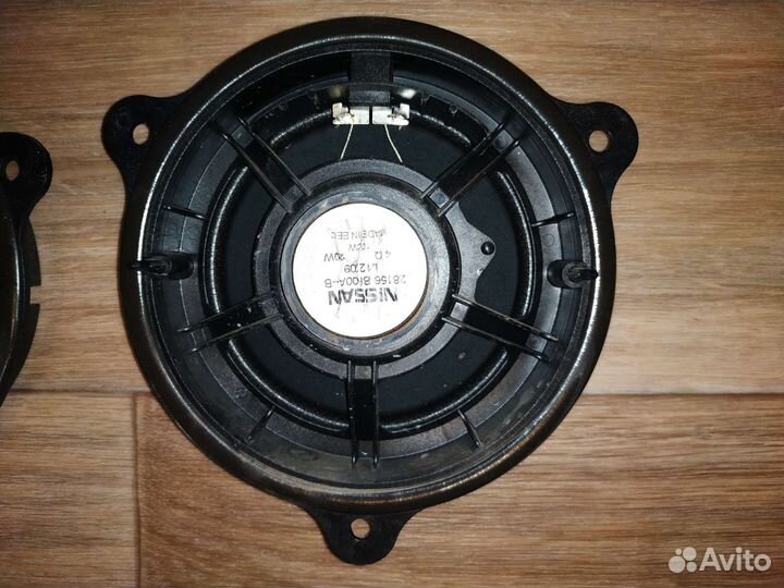 Штатная акустика Веста