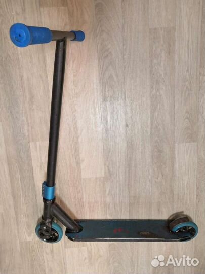 Трюковой самокат