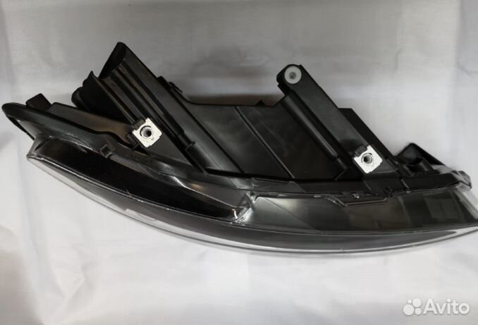 Фара Фольксваген Поло 10-15г правая новая оригинал