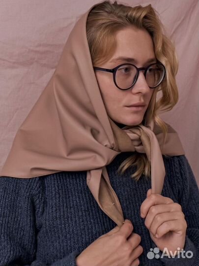 Косынка из экокожи