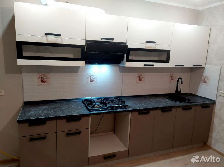 Кухонный гарнитур угловой