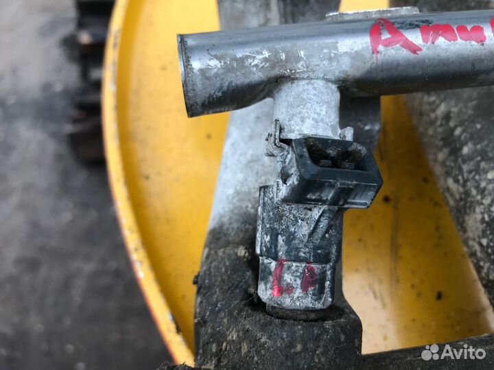 Топливная рампа, топливные форсунки Chery Amulet