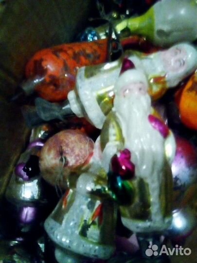 Игрушки новогодние стекляные