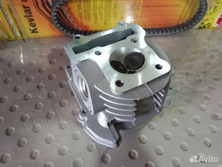 Головка в сборе на скутер 100cc