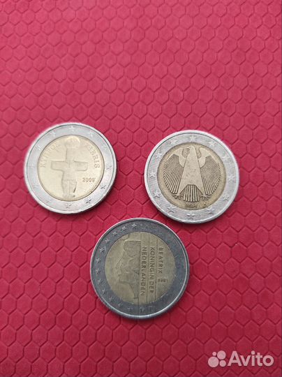 Монета 2 доллара