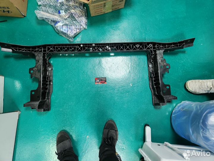 Панель радиаторов (Телевизор) Hyundai Elantra