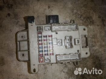 Блок предохранителей 8273142010