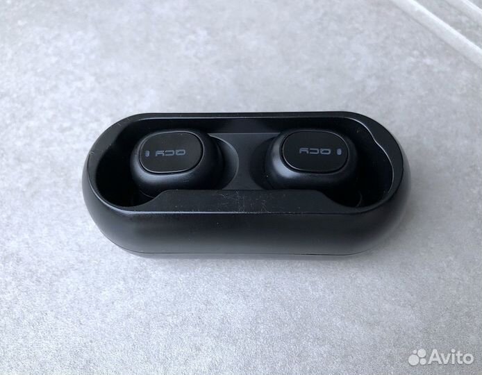 Беспроводные наушники (Soundpeats, TWC, Apple)