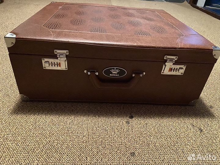 Чемодан для хранения/интерьера/фотосессий