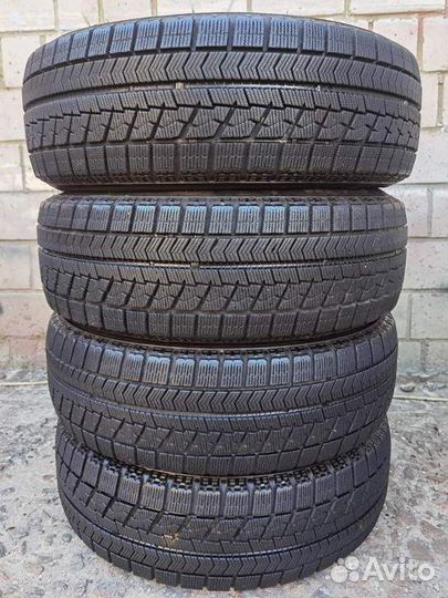 Bridgestone Blizzak VRX 195/65 R15 98Q