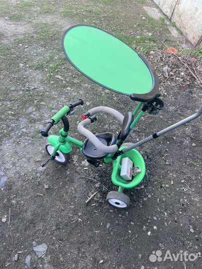 Детский велосипед с ручкой